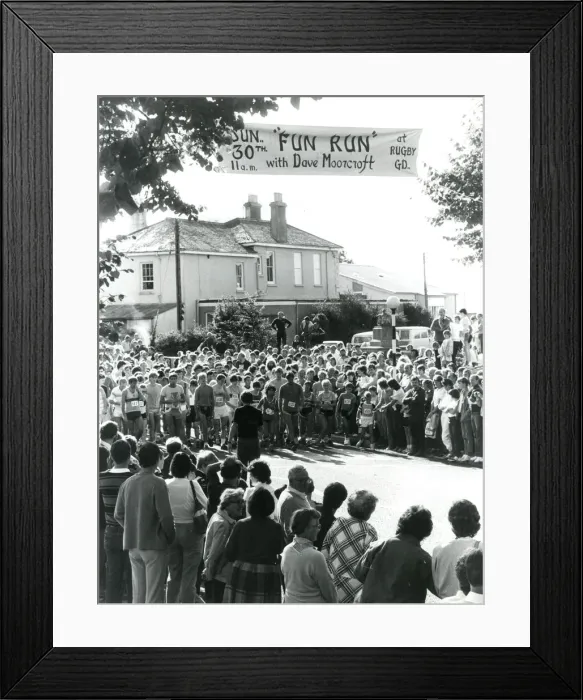 Framed Print : Start of a Fun Run, Penzance, Cornwall
