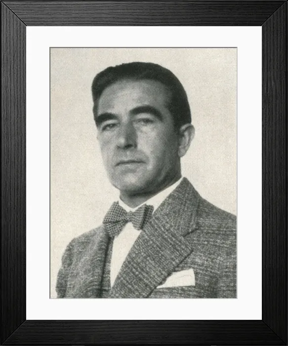 Framed Print : Valentin Zietara Framed Print : Valentin Zietara