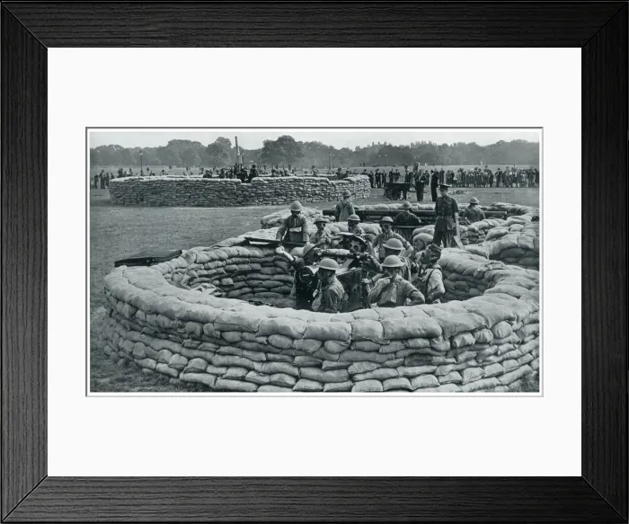 Framed Print : WWII September 1939 Circular sandbag redoubt in London park Framed Print : WWII September 1939 Circular sandbag redoubt in London park
