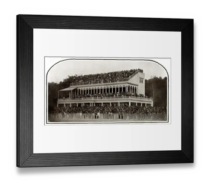 Framed Print : Grandstand at Goodwood Racecourse Framed Print : Grandstand at Goodwood Racecourse