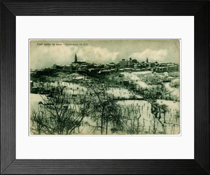 Framed Print : General view of Todi in the snow, Umbria, Italy Framed Print : General view of Todi in the snow, Umbria, Italy