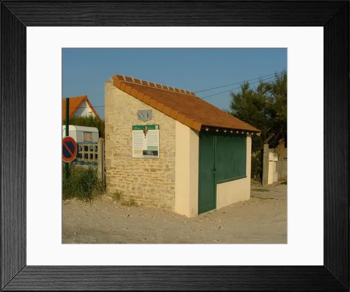 Framed Print : Memorial to CSM Stan Hollis VC Green Howards Framed Print : Memorial to CSM Stan Hollis VC Green Howards