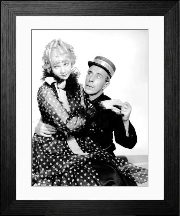 Framed Print : Una Merkel and Charles Butterworth in The Night is Young Framed Print : Una Merkel and Charles Butterworth in The Night is Young
