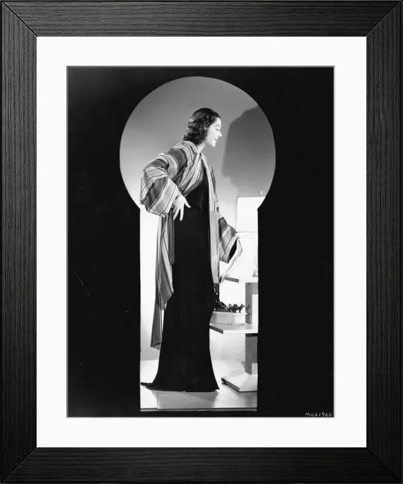 Framed Print : Rosalind Russell in Live, Love and Learn (1937) Framed Print : Rosalind Russell in Live, Love and Learn (1937)