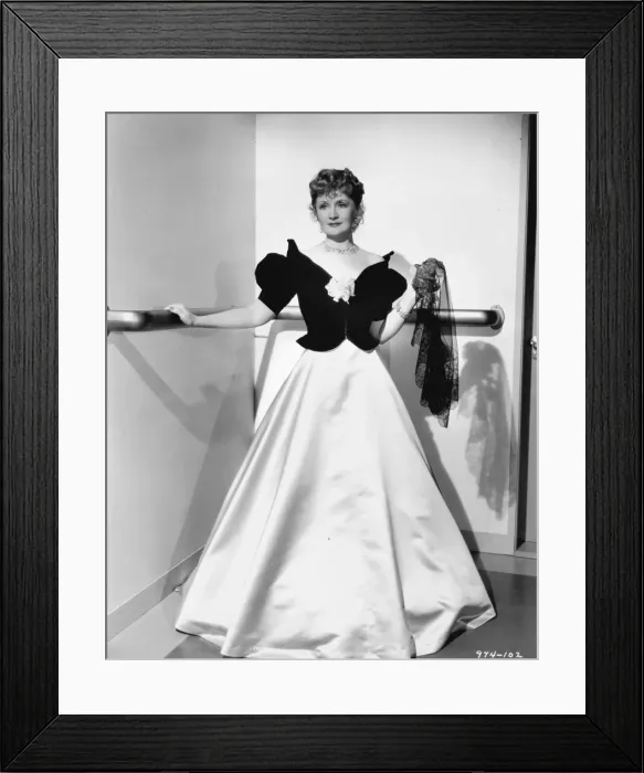 Framed Print : Billie Burke in Bridal Suite (1939) Framed Print : Billie Burke in Bridal Suite (1939)