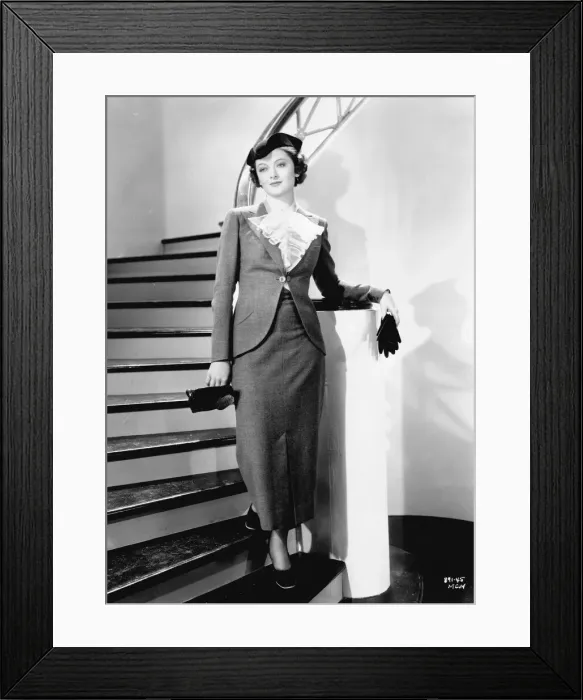 Framed Print : Myrna Loy in Wife Versus Secretary (1936) Framed Print : Myrna Loy in Wife Versus Secretary (1936)