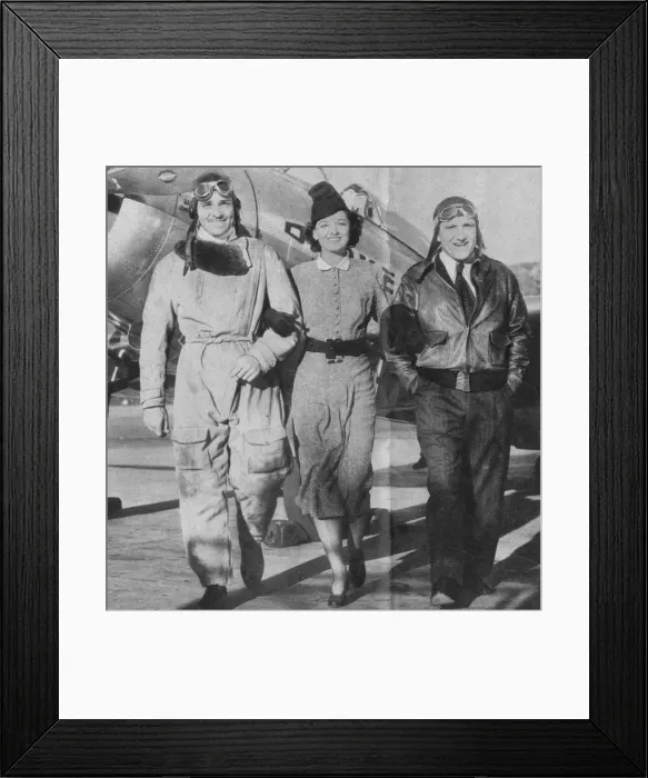 Framed Print : A scene from Test Pilot (1938) Framed Print : A scene from Test Pilot (1938)