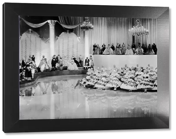 The Cinderella Finale from Ice Follies of 1939