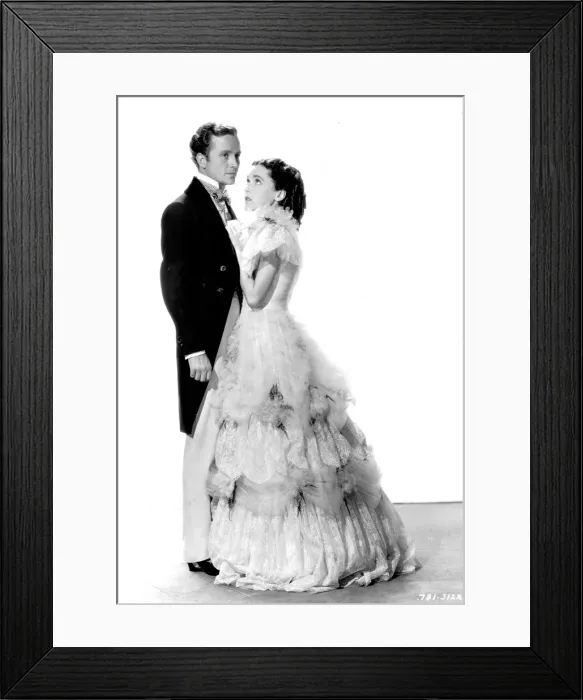 Framed Print : Frank Lawton and Maureen O?Sullivan in David Copperfield Framed Print : Frank Lawton and Maureen O?Sullivan in David Copperfield