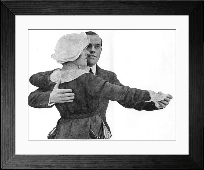 Framed Print : Maurice and Leonora Hughes, London, 1920 Framed Print : Maurice and Leonora Hughes, London, 1920