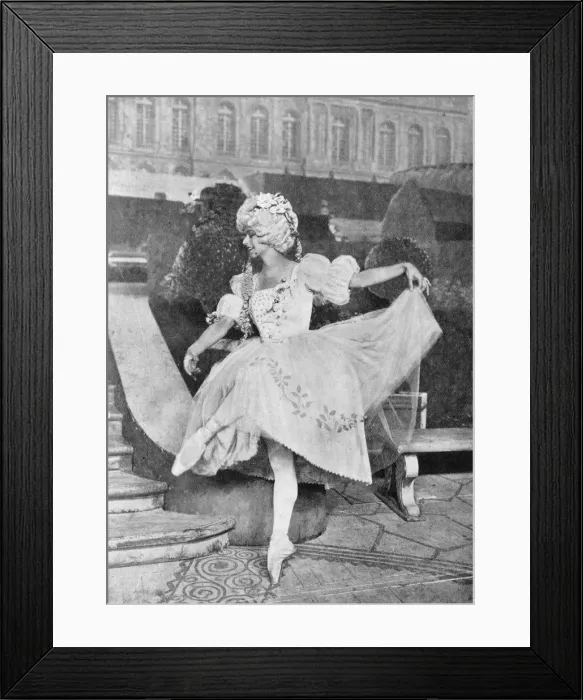 Framed Print : Phyllis Bedells in the Versailles sceve at the Alhambra Framed Print : Phyllis Bedells in the Versailles sceve at the Alhambra
