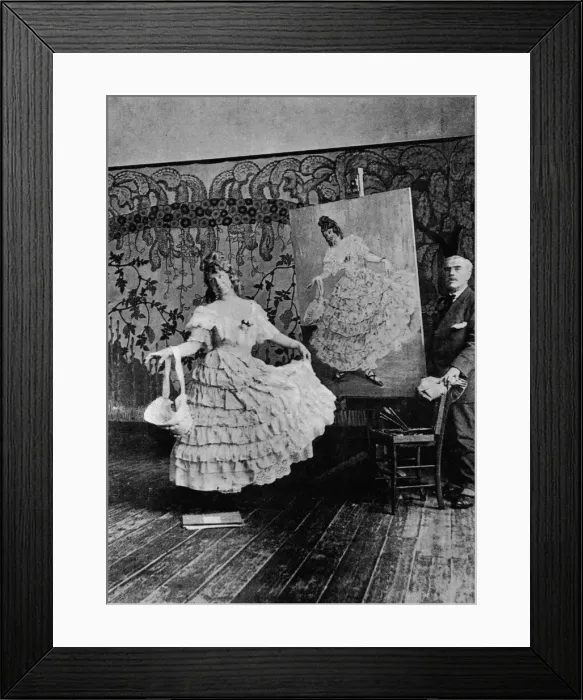 Framed Print : The artist Ludovici paints the dancer Karina, 1916 Framed Print : The artist Ludovici paints the dancer Karina, 1916