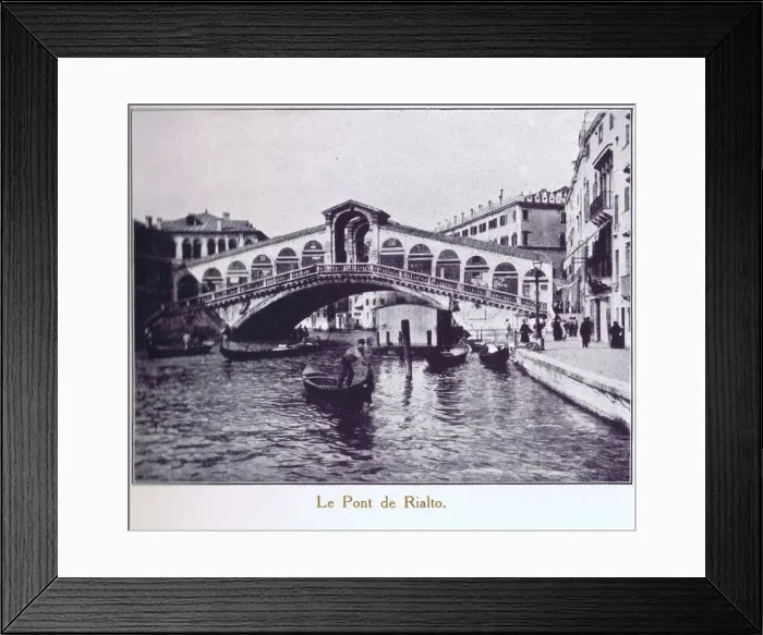 Framed Print : A view of the Grand Canal and the Pont de Rialto, Venice Framed Print : A view of the Grand Canal and the Pont de Rialto, Venice