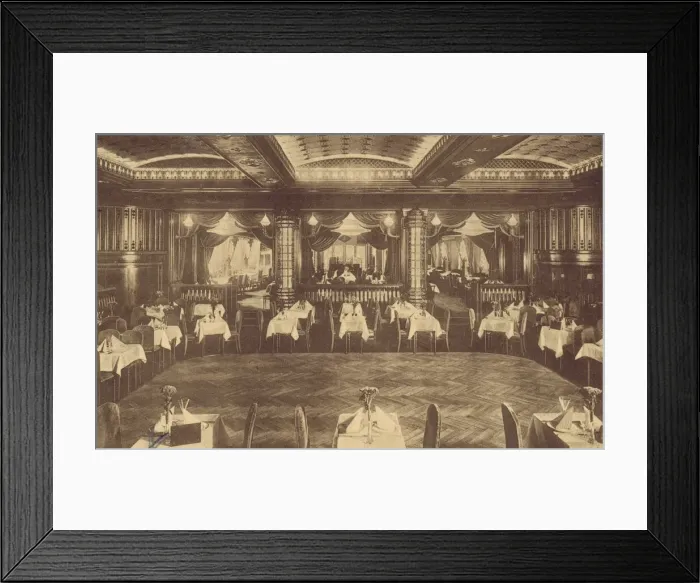 Framed Print : The interior of the Faun restaurant, Berlin, 1920s Framed Print : The interior of the Faun restaurant, Berlin, 1920s