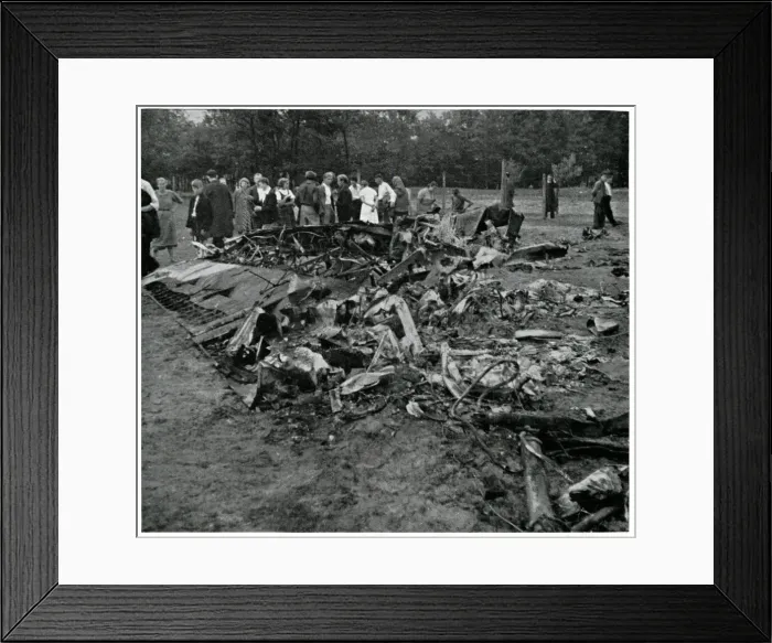 Framed Print : German plane wreckage on the outskirts of Warsaw, Sept 1939 Framed Print : German plane wreckage on the outskirts of Warsaw, Sept 1939