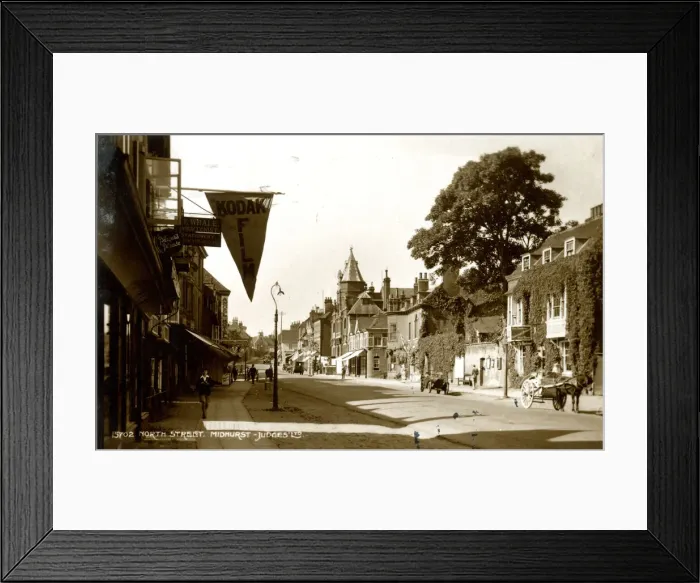 Framed Print : North Street, Midhurst, West Sussex Framed Print : North Street, Midhurst, West Sussex