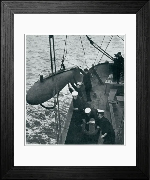 Framed Print : Volunteer mine-sweepers in training, Sept 1939 Framed Print : Volunteer mine-sweepers in training, Sept 1939