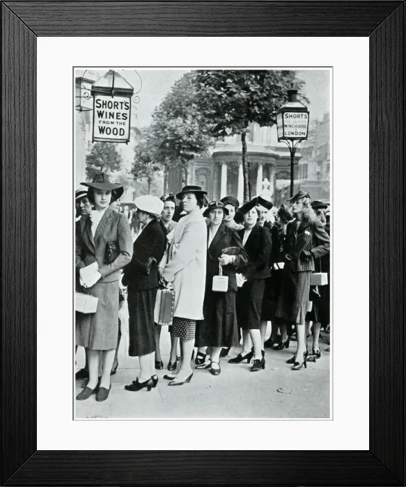 Framed Print : Women queueing for Auxiliary Air Force posts, September 1939 Framed Print : Women queueing for Auxiliary Air Force posts, September 1939