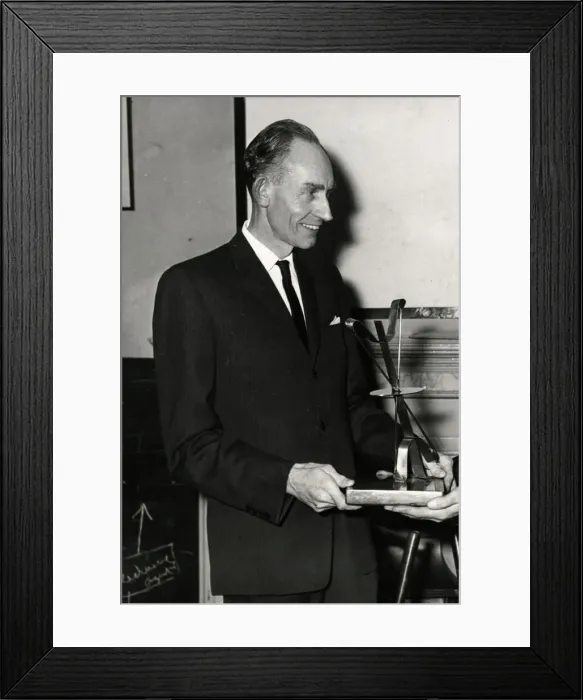 Framed Print : John Hinde - English Photographer Framed Print : John Hinde - English Photographer