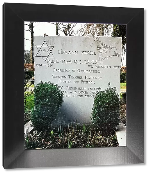 The Grave of Surgeon Lipmann Kessel, Oosterbeek