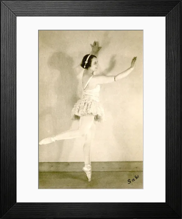 Framed Print : Maudie Barrett, ballerina Framed Print : Maudie Barrett, ballerina