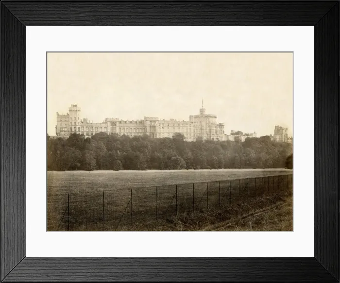 Framed Print : View of Windsor Castle, Windsor, Berkshire Framed Print : View of Windsor Castle, Windsor, Berkshire