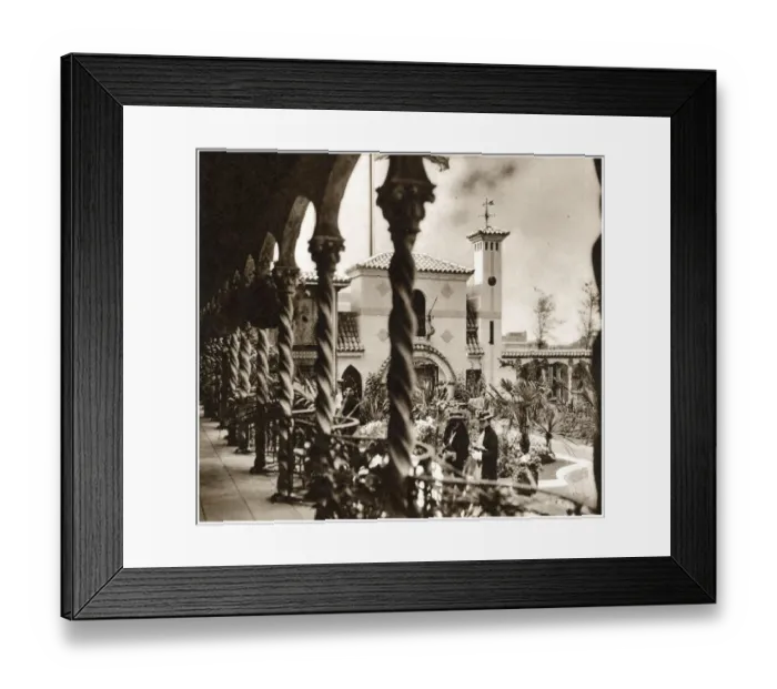 Framed Print : Roof garden of Derry and Toms, Kensington Framed Print : Roof garden of Derry and Toms, Kensington