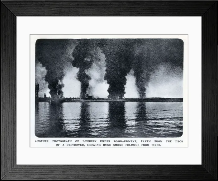 Framed Print : Dunkirk under bombardment, 1940 Framed Print : Dunkirk under bombardment, 1940