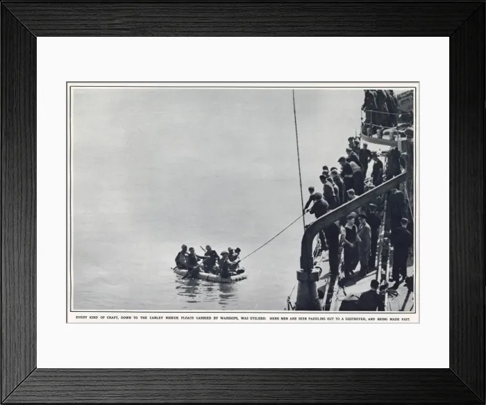 Framed Print : Dunkirk during the evacuation, northern France, WW2 Framed Print : Dunkirk during the evacuation, northern France, WW2