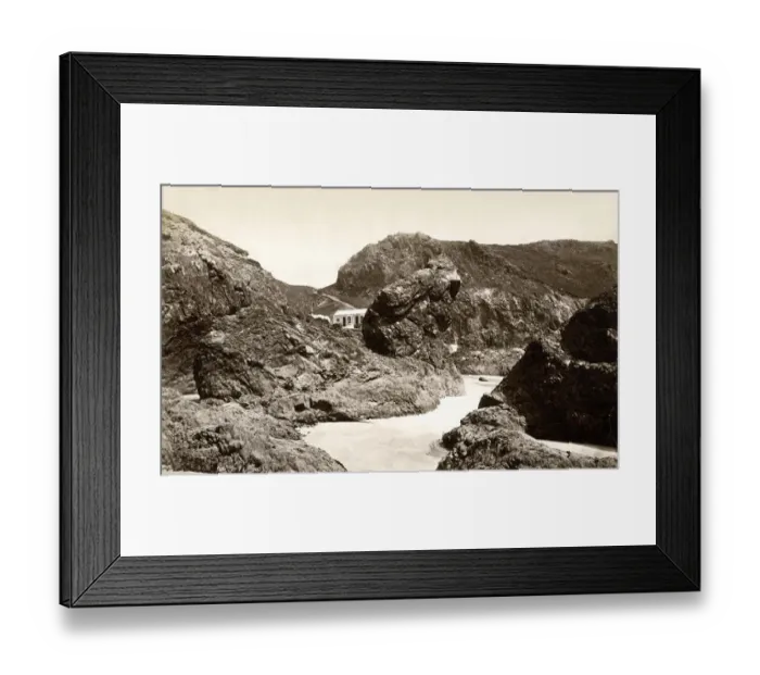 Framed Print : Kynance Cove, Cornwall Framed Print : Kynance Cove, Cornwall