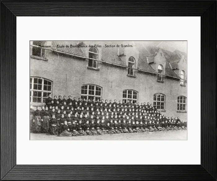 Framed Print : Ecole de Bienfaisance, Beernem - Older Girls Framed Print : Ecole de Bienfaisance, Beernem - Older Girls