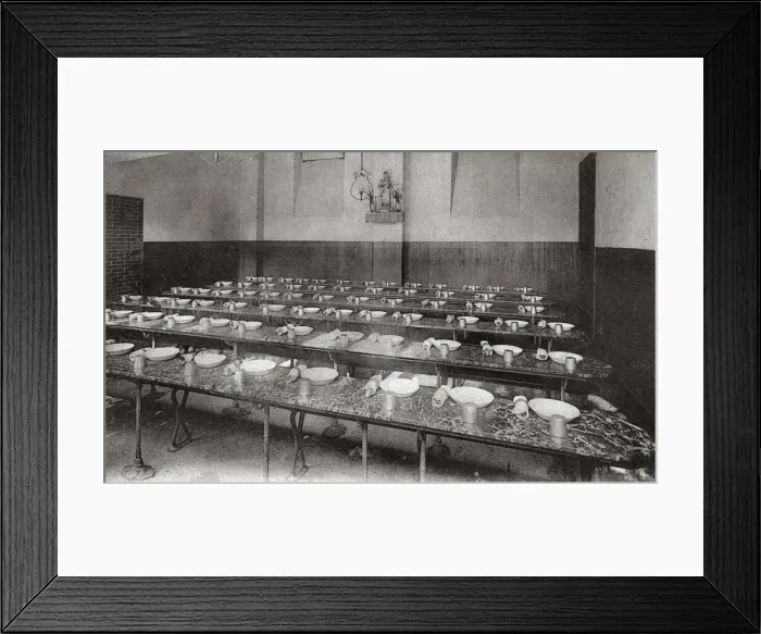 Framed Print : Asile de Petits Orphelins, Menilmontant, Paris - Refectory Framed Print : Asile de Petits Orphelins, Menilmontant, Paris - Refectory
