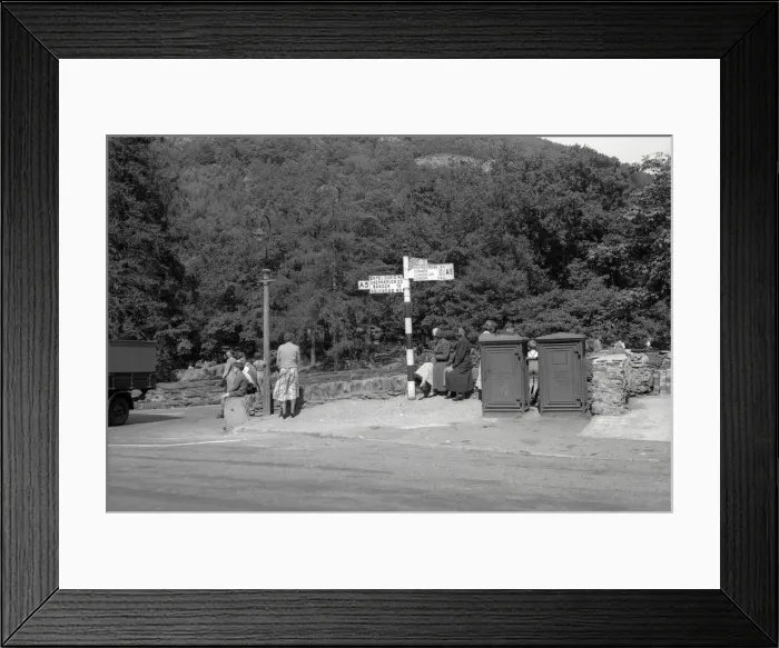Framed Print : Group of Holidaymakers waiting for their coach, North Wales Framed Print : Group of Holidaymakers waiting for their coach, North Wales