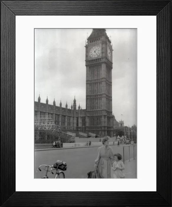 Framed Print : Big Ben and the Houses of Parliament from Westminster Bridge Framed Print : Big Ben and the Houses of Parliament from Westminster Bridge