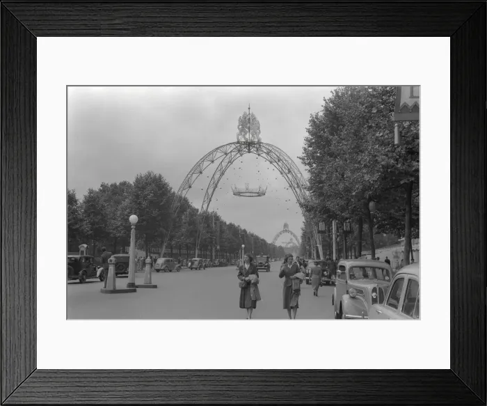 Framed Print : Decorations - The Mall, London - Coronation of Elizabeth II Framed Print : Decorations - The Mall, London - Coronation of Elizabeth II