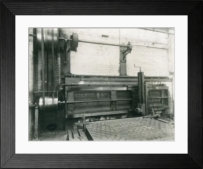 Framed Print : Photograph of Old Face Plate Lathe Framed Print : Photograph of Old Face Plate Lathe