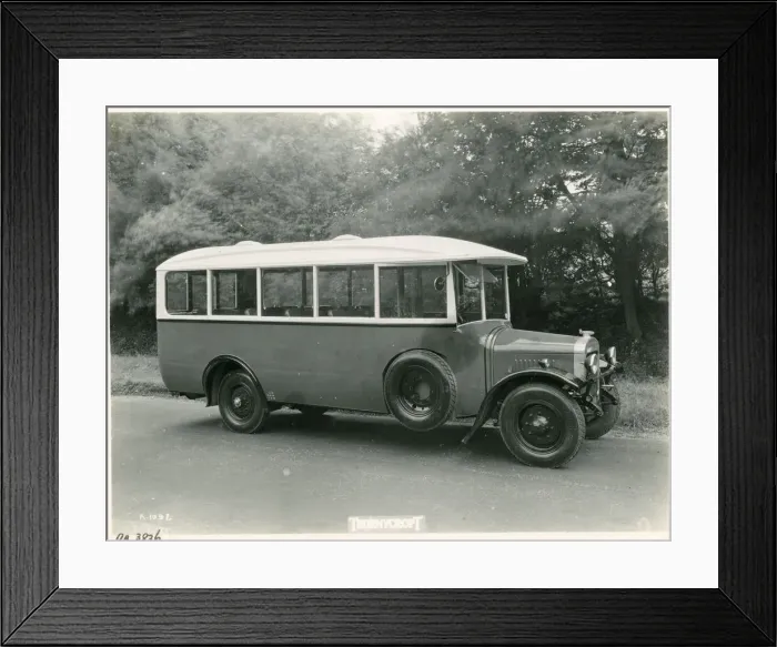 Framed Print : United Emerald bus Framed Print : United Emerald bus