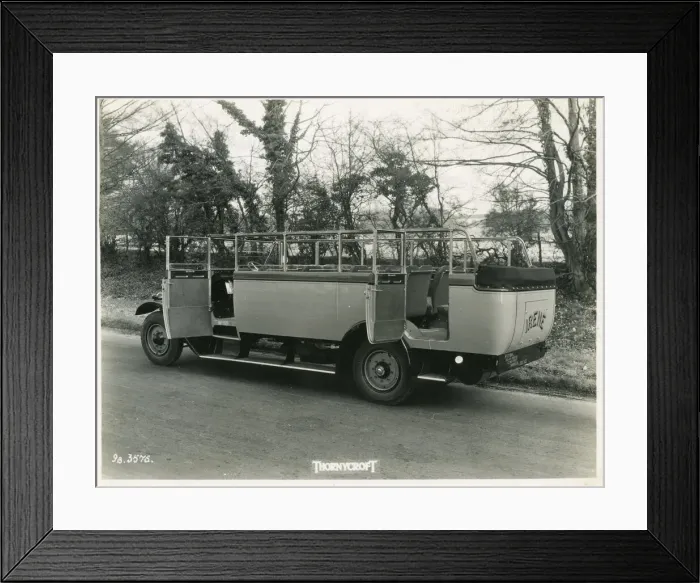 Framed Print : Open-top single-decker bus, Irene Framed Print : Open-top single-decker bus, Irene