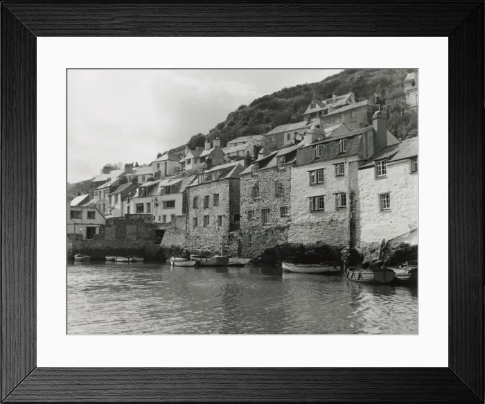 Framed Print : Boats in the harbour at Polperro, Cornwall Framed Print : Boats in the harbour at Polperro, Cornwall