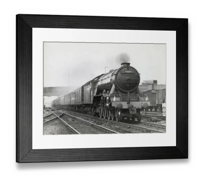 Framed Print : Steam locomotive, London to Newcastle Express Framed Print : Steam locomotive, London to Newcastle Express