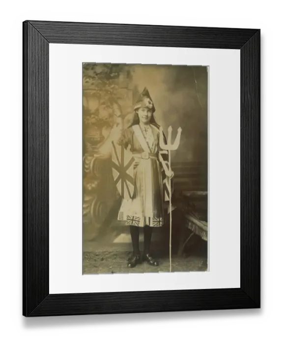 Framed Print : A young girl in a fabulously patriotic fancy dress costume as Britannia. Date: 1910s Framed Print : A young girl in a fabulously patriotic fancy dress costume as Britannia. Date: 1910s