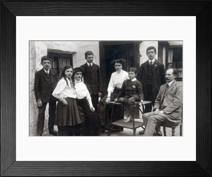 Framed Print : Large family group Framed Print : Large family group
