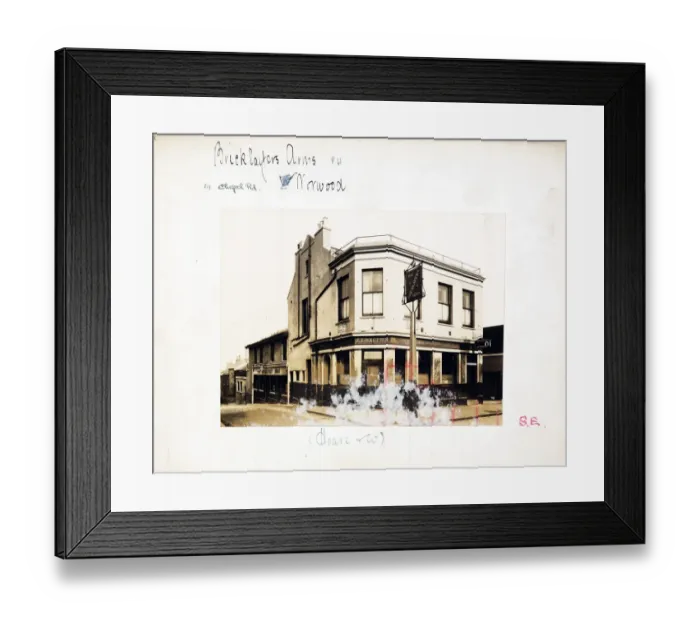 Framed Print : Photograph of Bricklayers Arms, Norwood (Old), London Framed Print : Photograph of Bricklayers Arms, Norwood (Old), London