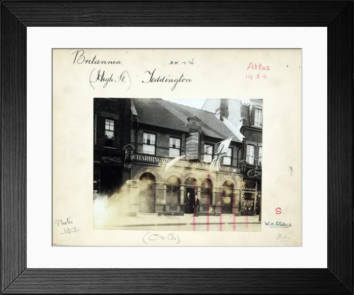 Framed Print : Photograph of Britannia PH, Teddington, Greater London Framed Print : Photograph of Britannia PH, Teddington, Greater London