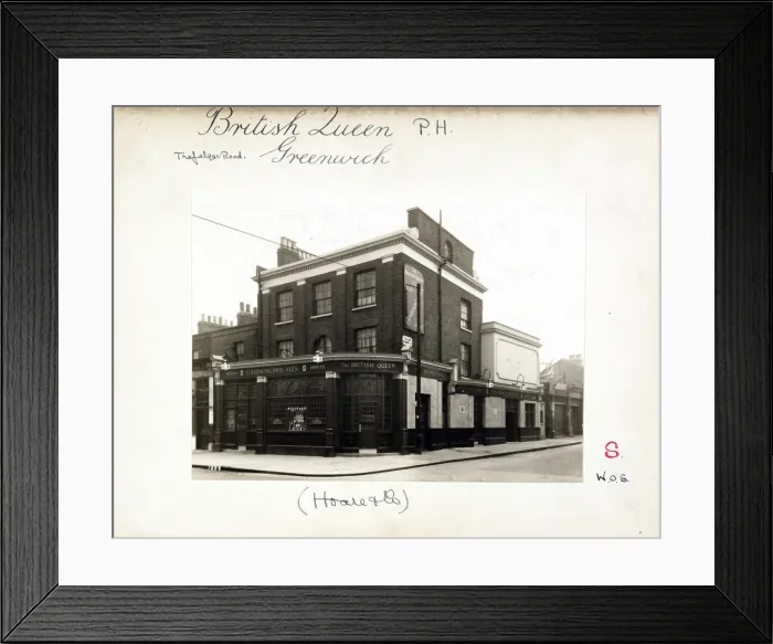 Framed Print : Photograph of British Queen PH, Greenwich, London Framed Print : Photograph of British Queen PH, Greenwich, London