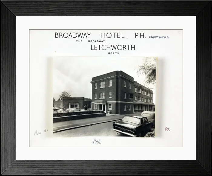 Framed Print : Photograph of Broadway Hotel, Letchworth, Hertfordshire Framed Print : Photograph of Broadway Hotel, Letchworth, Hertfordshire