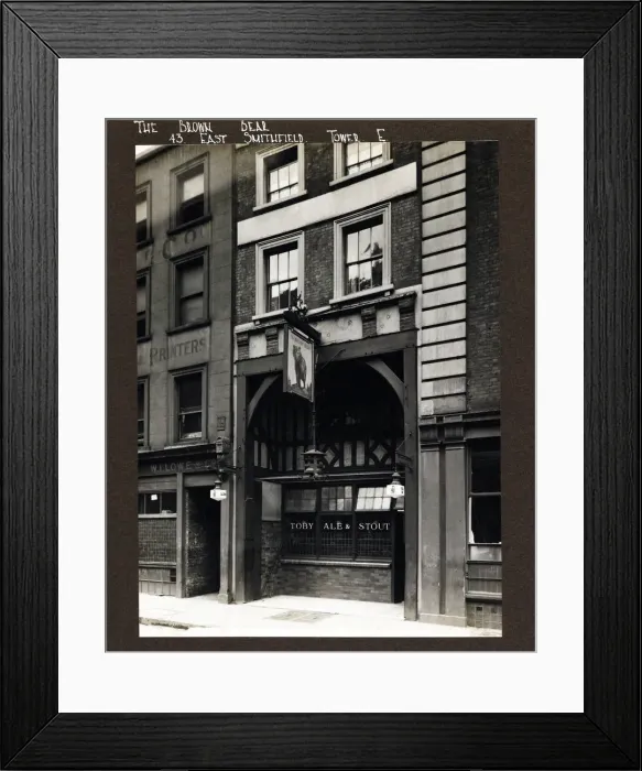 Framed Print : Photograph of Brown Bear PH, East Smithfield, London Framed Print : Photograph of Brown Bear PH, East Smithfield, London