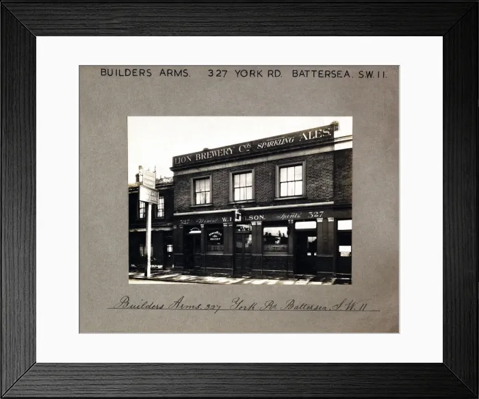 Framed Print : Photograph of Builders Arms, Battersea, London Framed Print : Photograph of Builders Arms, Battersea, London