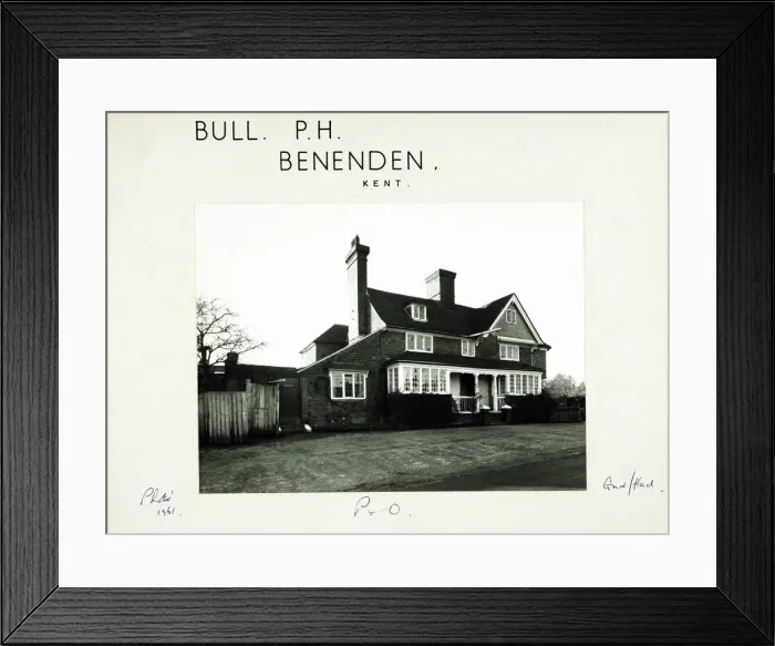 Framed Print : Photograph of Bull PH, Benenden, Kent Framed Print : Photograph of Bull PH, Benenden, Kent