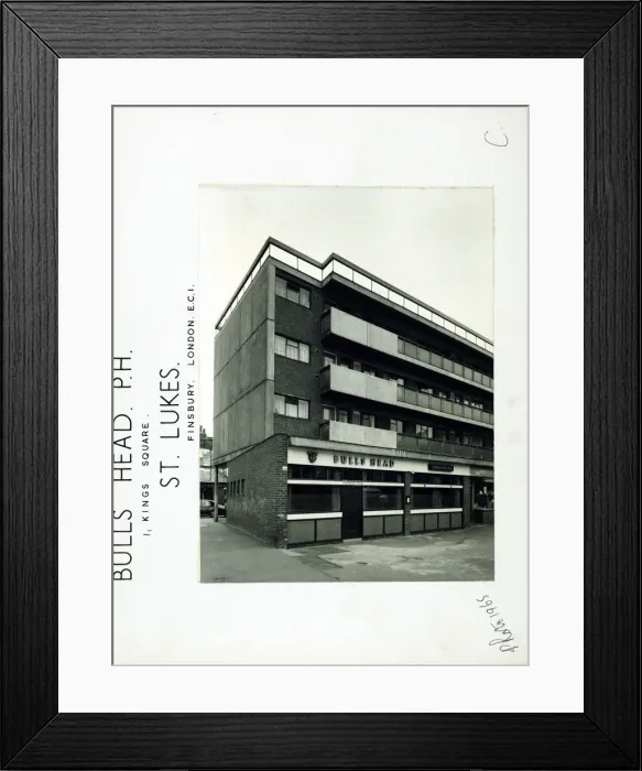 Framed Print : Photograph of Bulls Head PH, Finsbury, London Framed Print : Photograph of Bulls Head PH, Finsbury, London